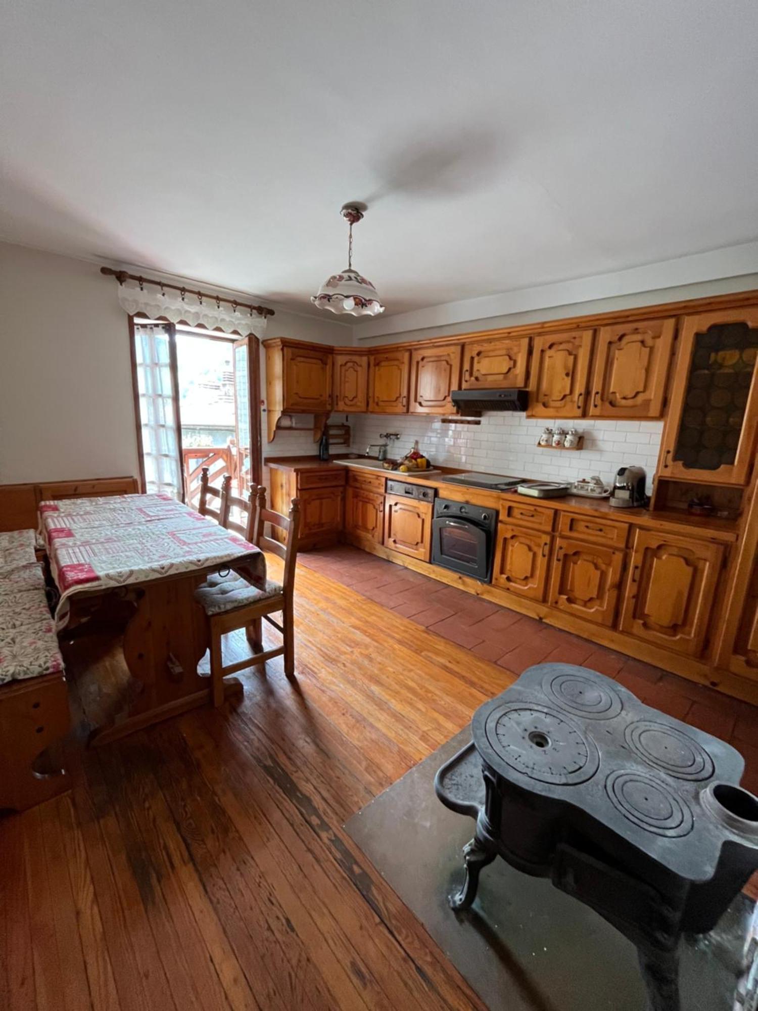 Stone House Viu - Location Blue Apartment Екстериор снимка