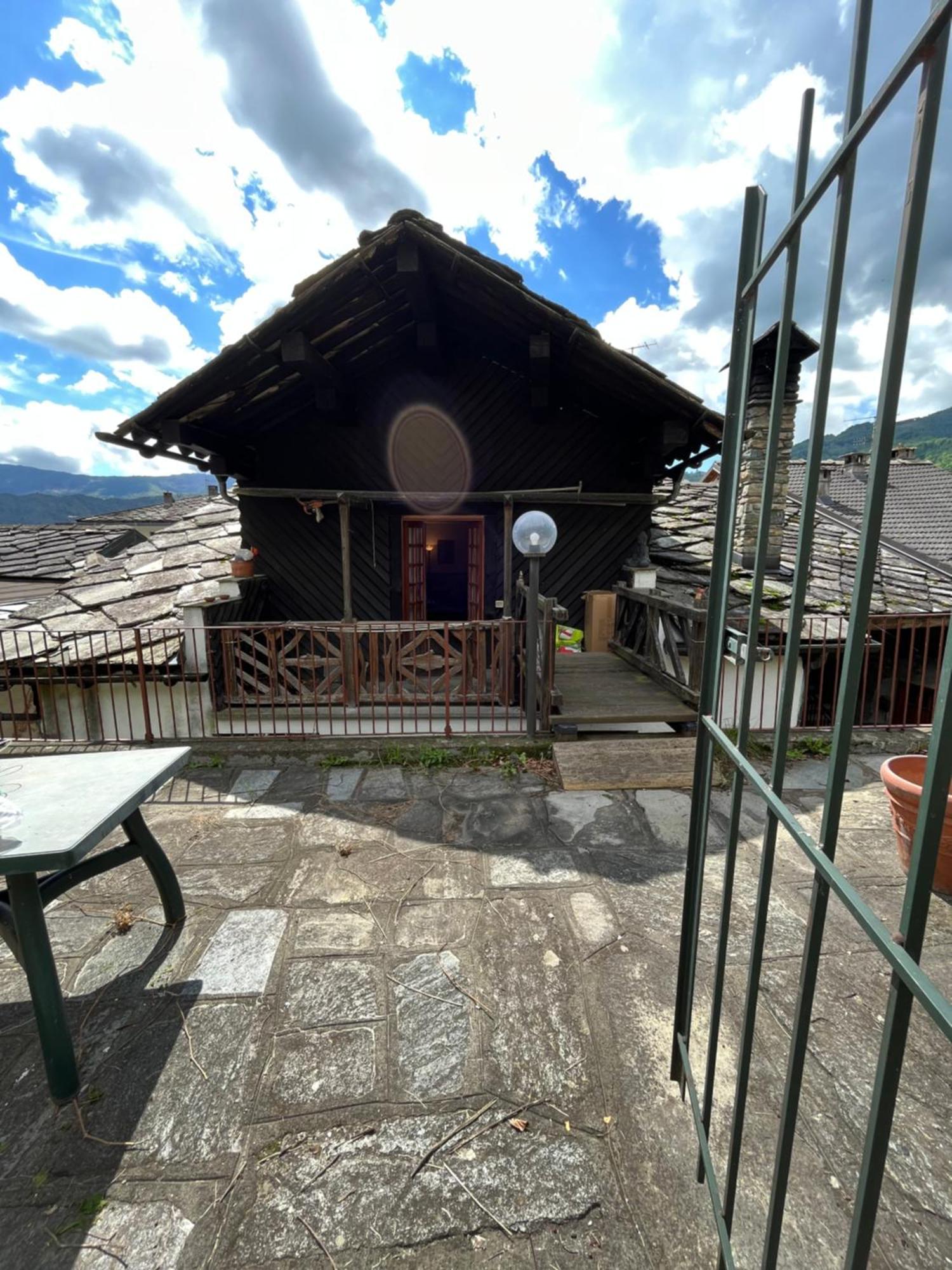 Stone House Viu - Location Blue Apartment Екстериор снимка
